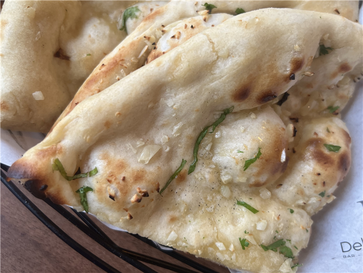 garlic naan